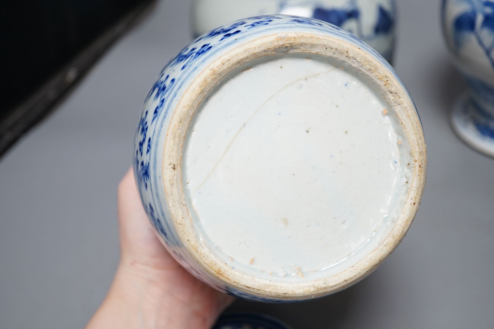 Four Chinese blue and white jars, 19th century and later